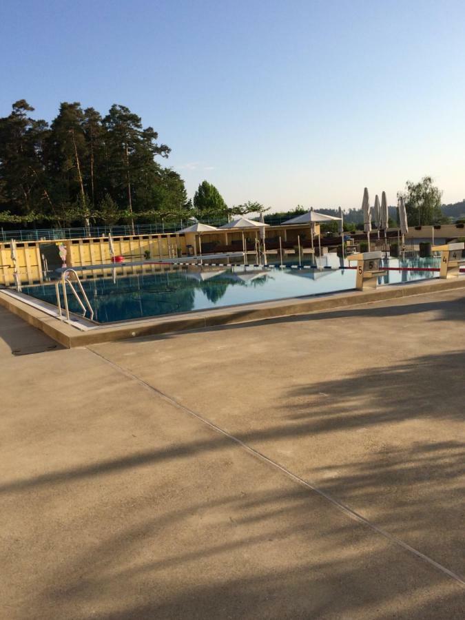 Ruhiges Gaestezimmer Winterthur Exterior photo